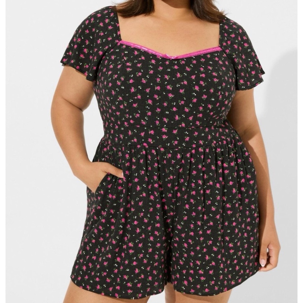 Torrid x Betsey Johnson Rosebud Roses Floral Gauze Romper 2X 18 20 - Picture 5 of 15